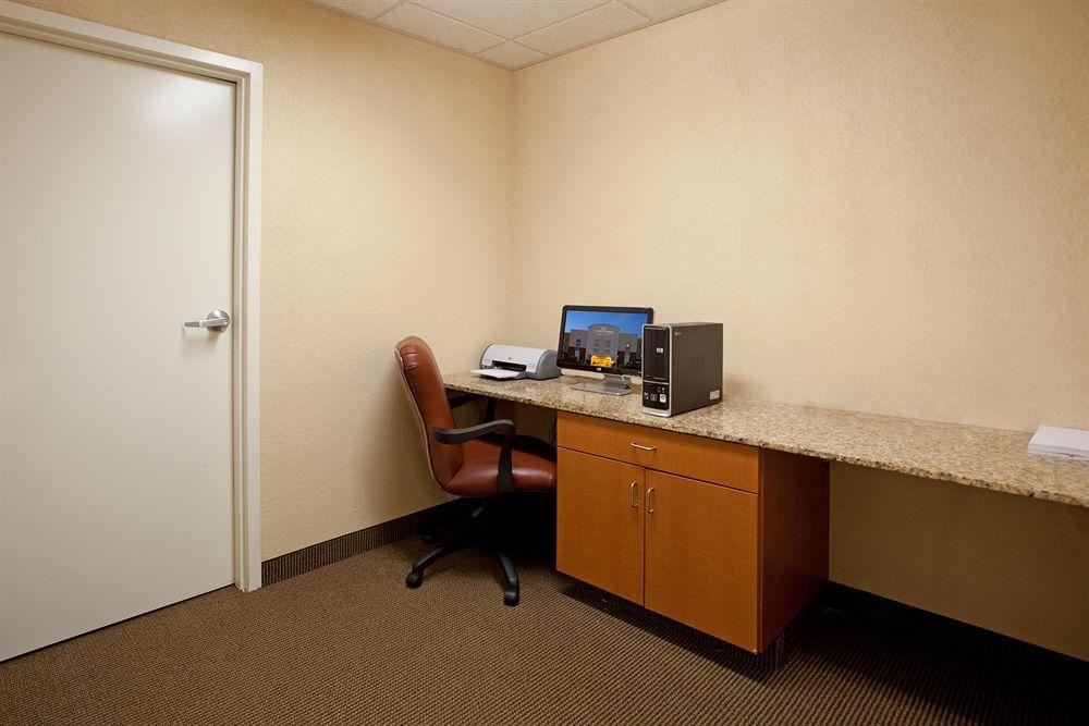 Candlewood Suites Sumter By Ihg Удобства фото