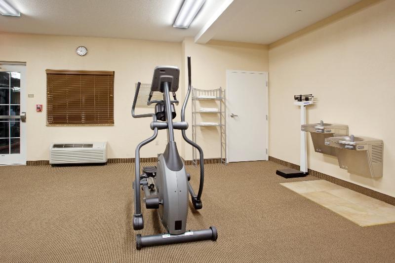 Candlewood Suites Sumter By Ihg Экстерьер фото