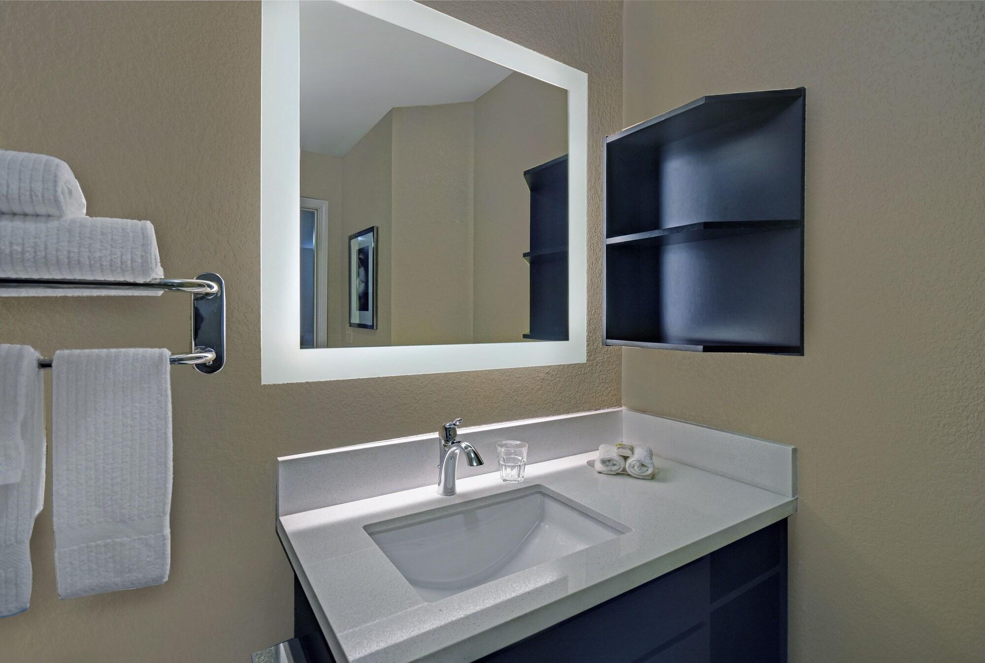Candlewood Suites Sumter By Ihg Экстерьер фото