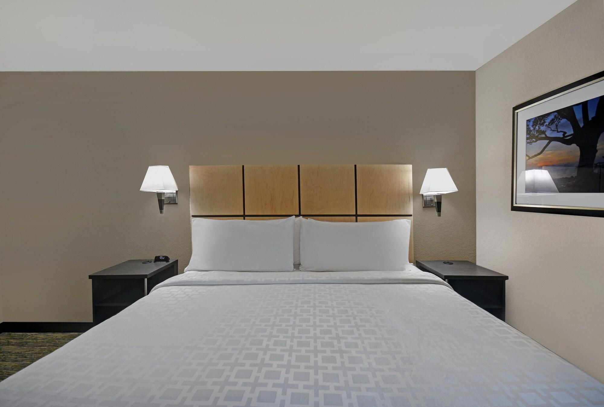Candlewood Suites Sumter By Ihg Экстерьер фото